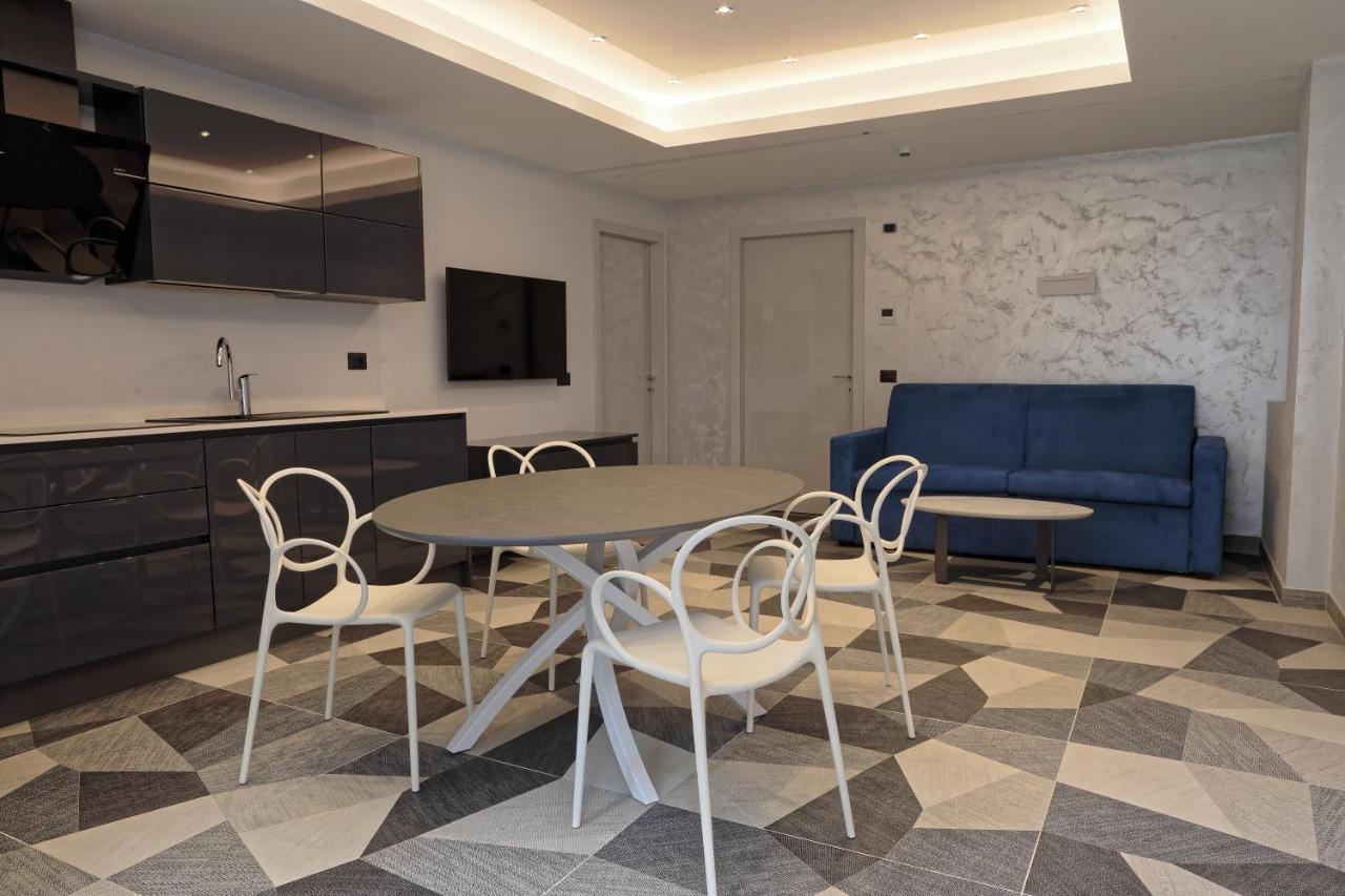 Aparthotel Elegance 4*